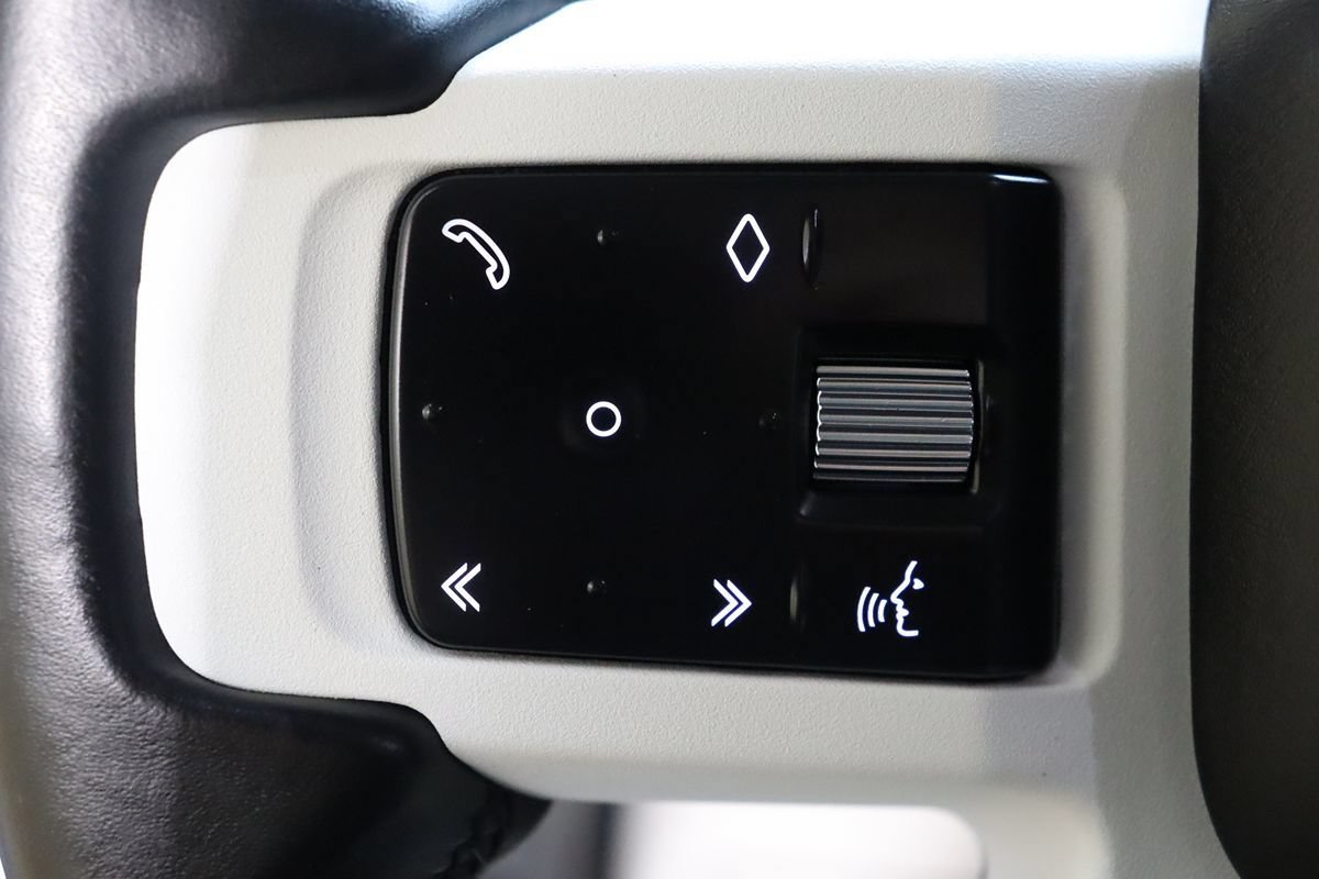 Used 2023 Land Rover Defender 130 First Edition AWD/4WD image 48