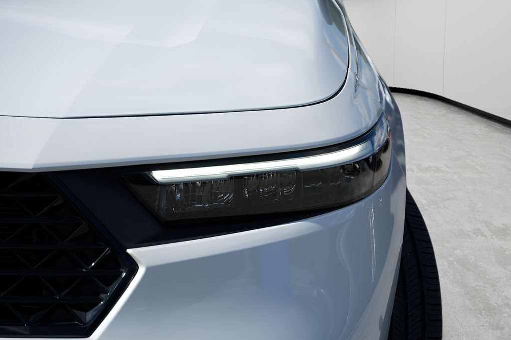 Used 2025 Honda Accord SE image 4