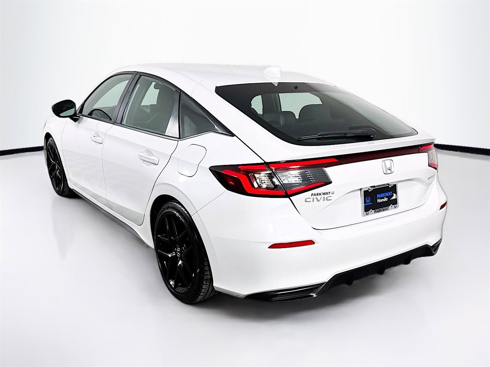 Used 2023 Honda Civic Sport image 5
