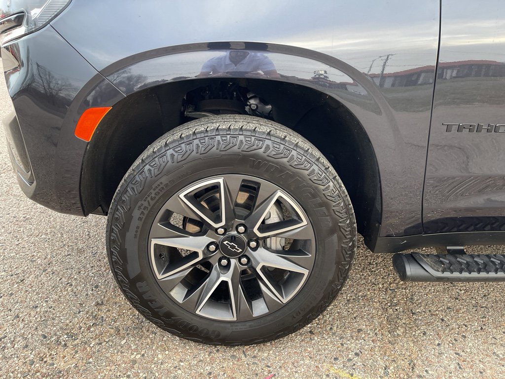 Certified 2024 Chevrolet Tahoe Z71 w/ Luxury Package image 2