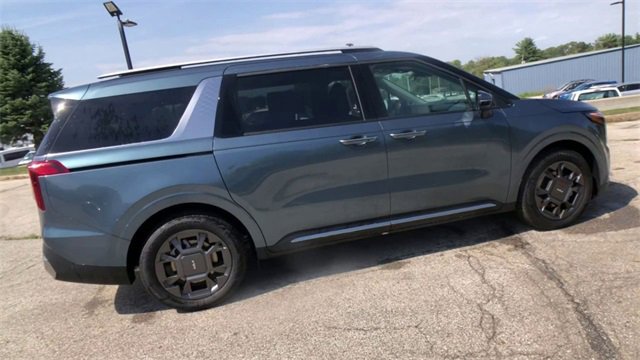 New 2026 Kia Carnival SX image 3