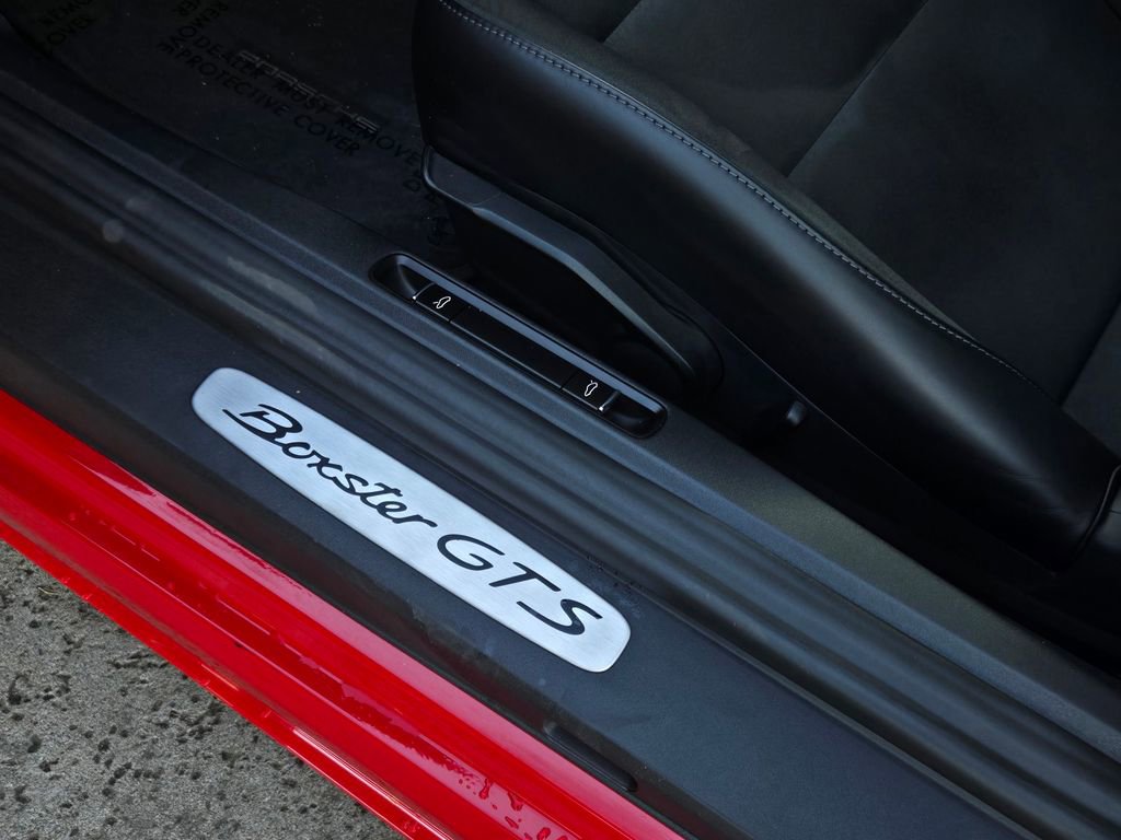 Used 2025 Porsche 718 Boxster GTS image 16
