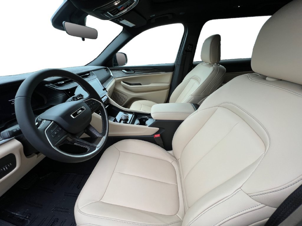 New 2027 Jeep Grand Cherokee L Limited AWD/4WD image 19