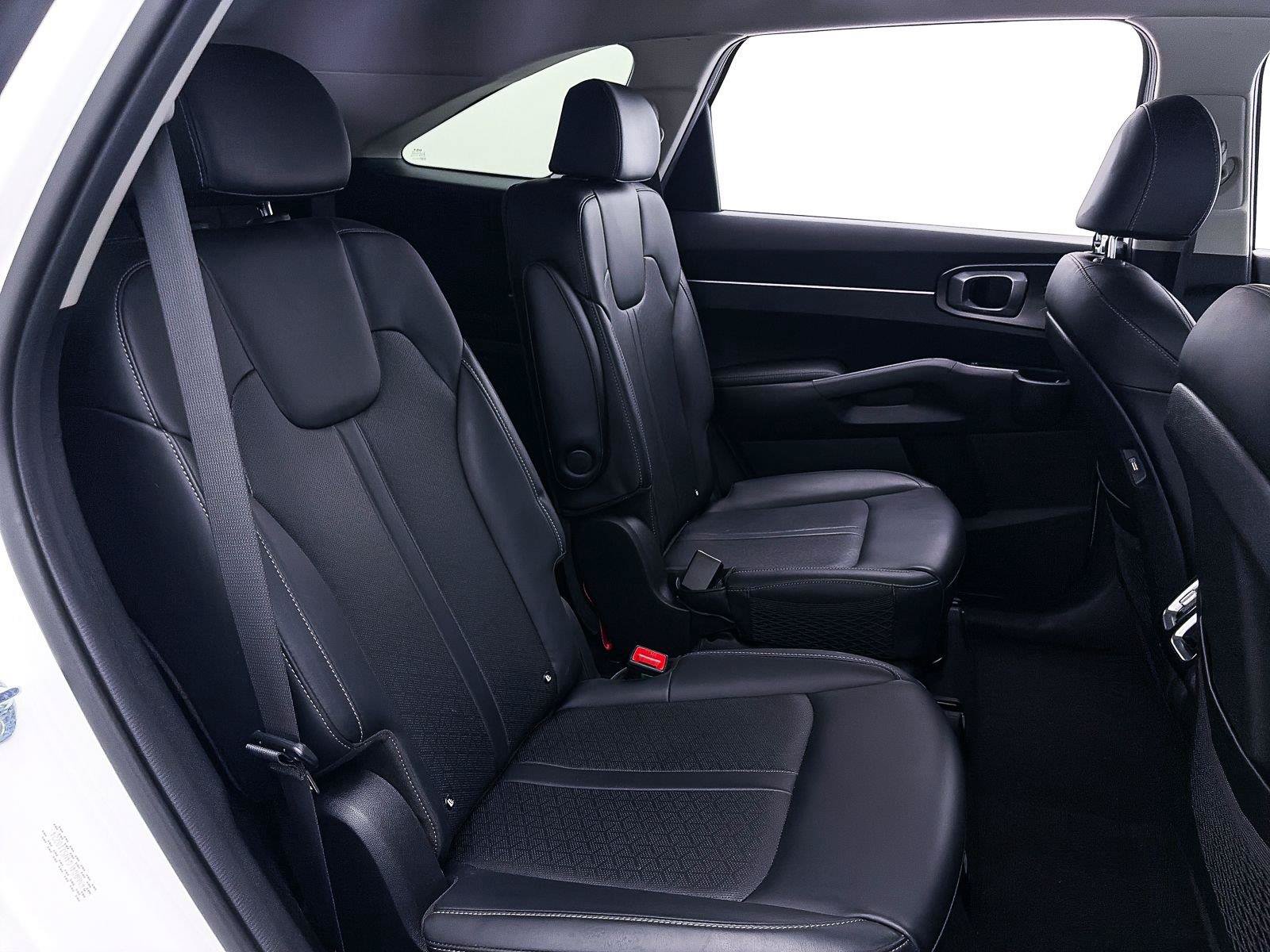 Used 2022 Kia Sorento S FWD image 37