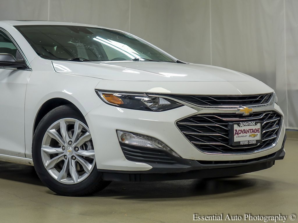 Used 2024 Chevrolet Malibu LT image 3
