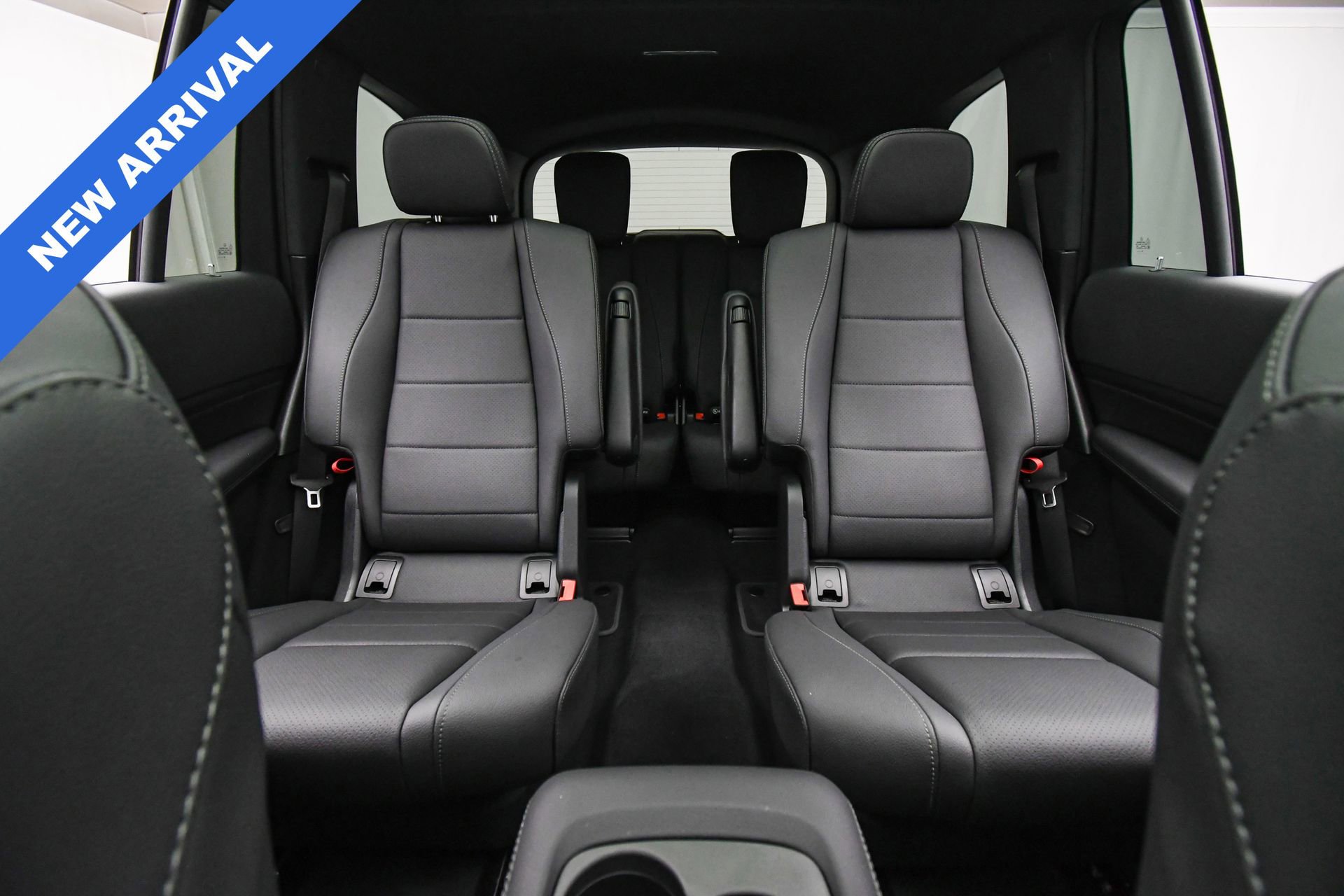 Used 2025 Mercedes-Benz GLS 450 4MATIC image 19