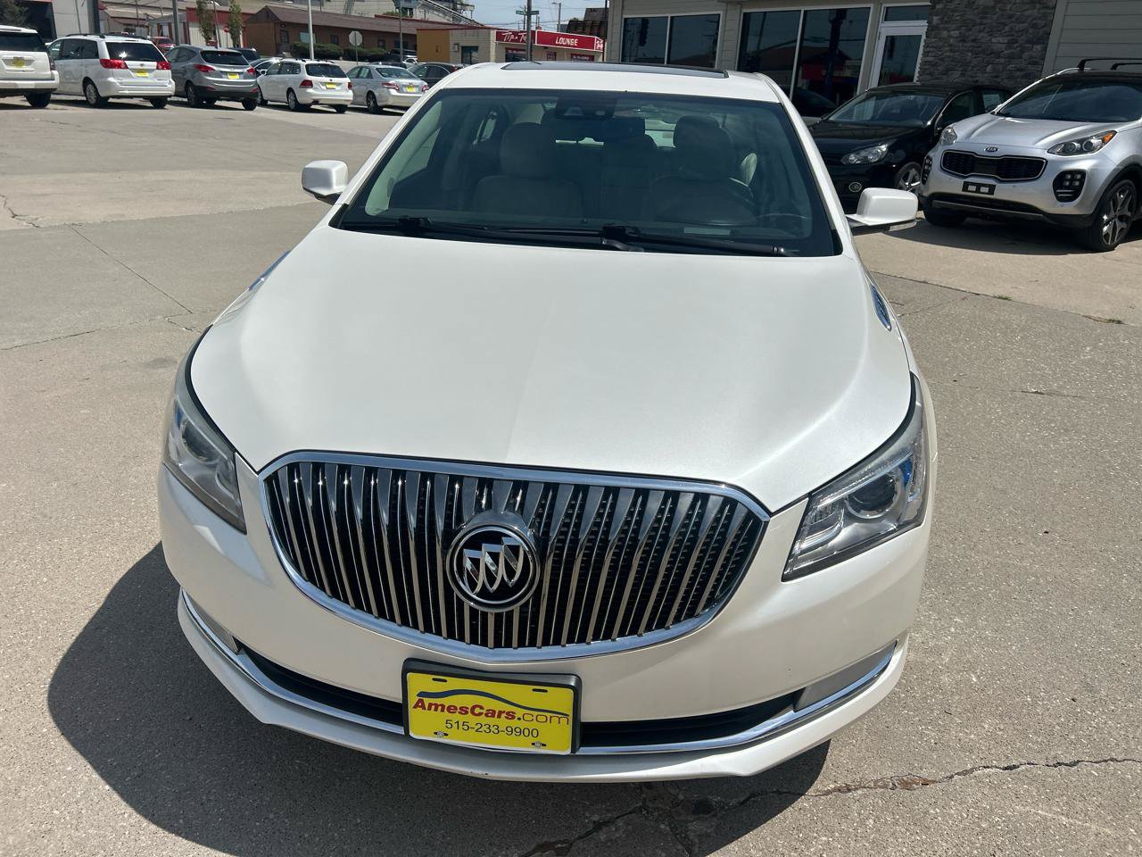 Used 2014 Buick LaCrosse Premium w/ Driver Confidence Package FWD image 8