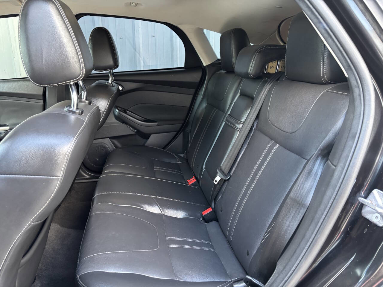 Used 2012 Ford Focus SEL image 10