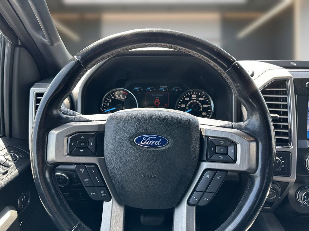 Used 2019 Ford F150 Platinum w/ Equipment Group 701A Luxury AWD/4WD image 19