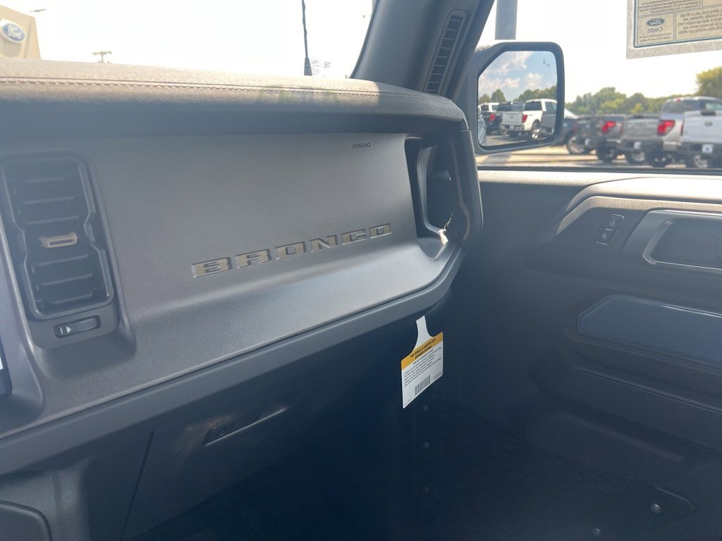 New 2025 Ford Bronco Badlands image 33