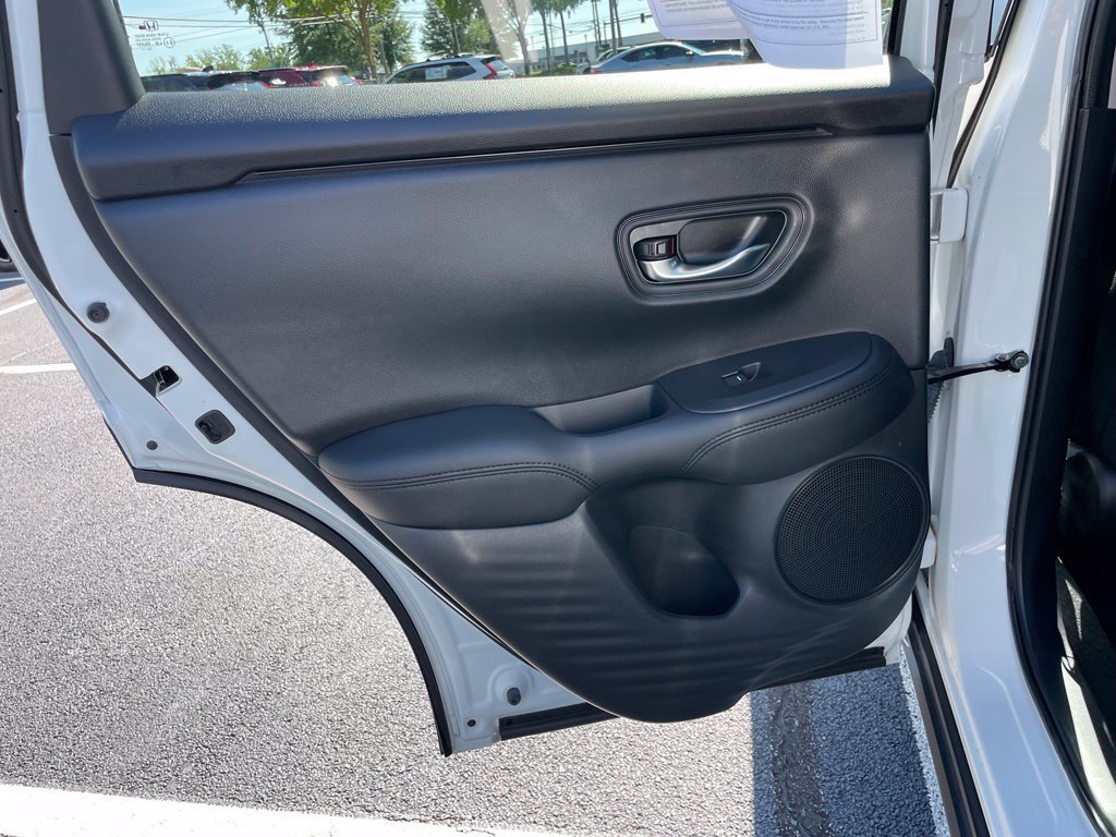 Certified 2026 Honda HR-V LX image 38
