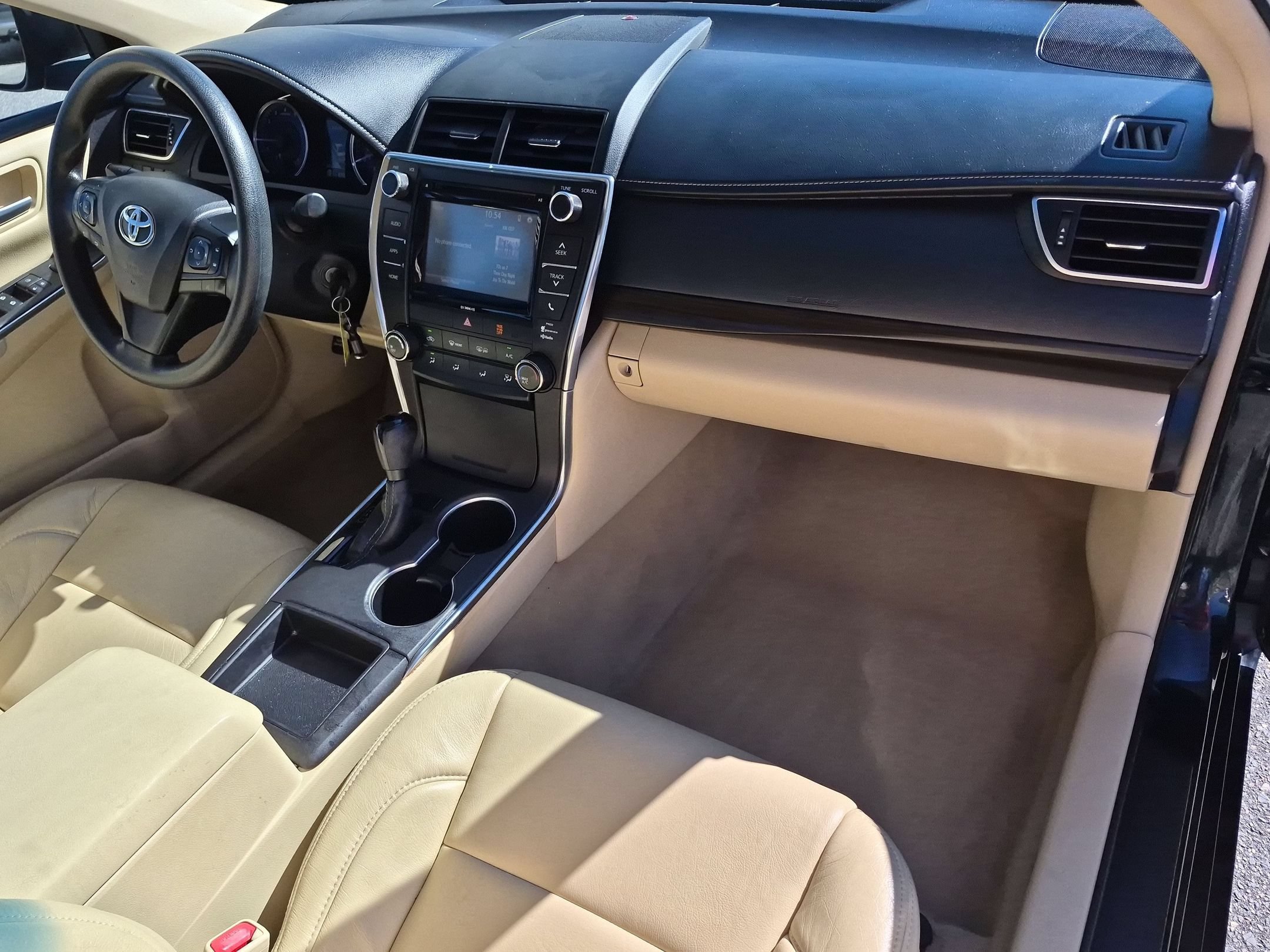Used 2016 Toyota Camry LE FWD image 36