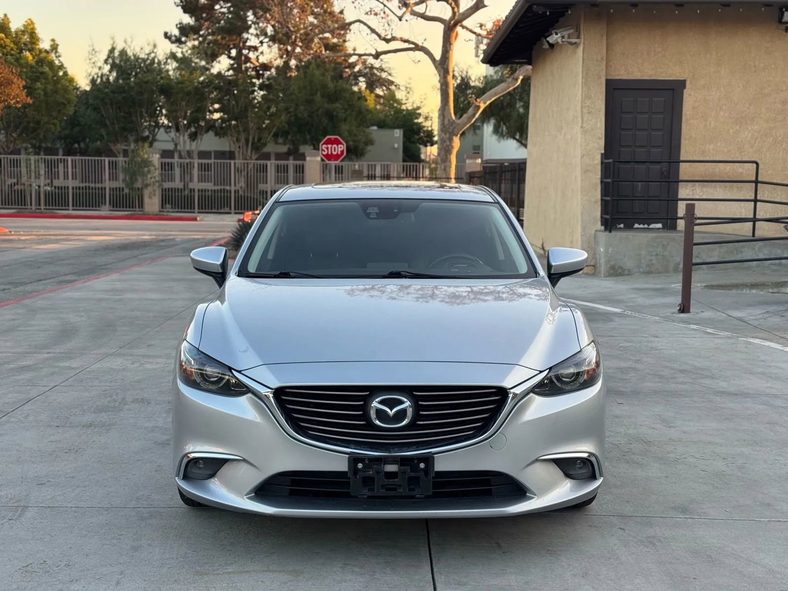 Used 2016 MAZDA MAZDA6 Grand Touring image 2