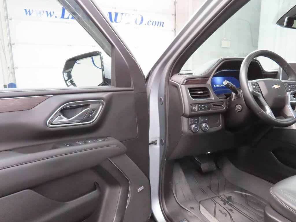 Used 2023 Chevrolet Tahoe LT w/ Luxury Package AWD/4WD image 46