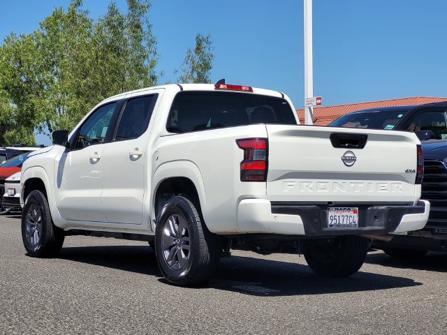 Used 2025 Nissan Frontier SV AWD/4WD image 8