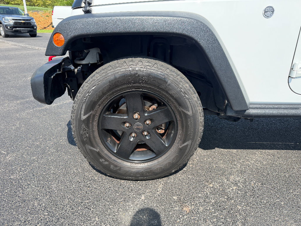 Used 2016 Jeep Wrangler Unlimited Sport image 9