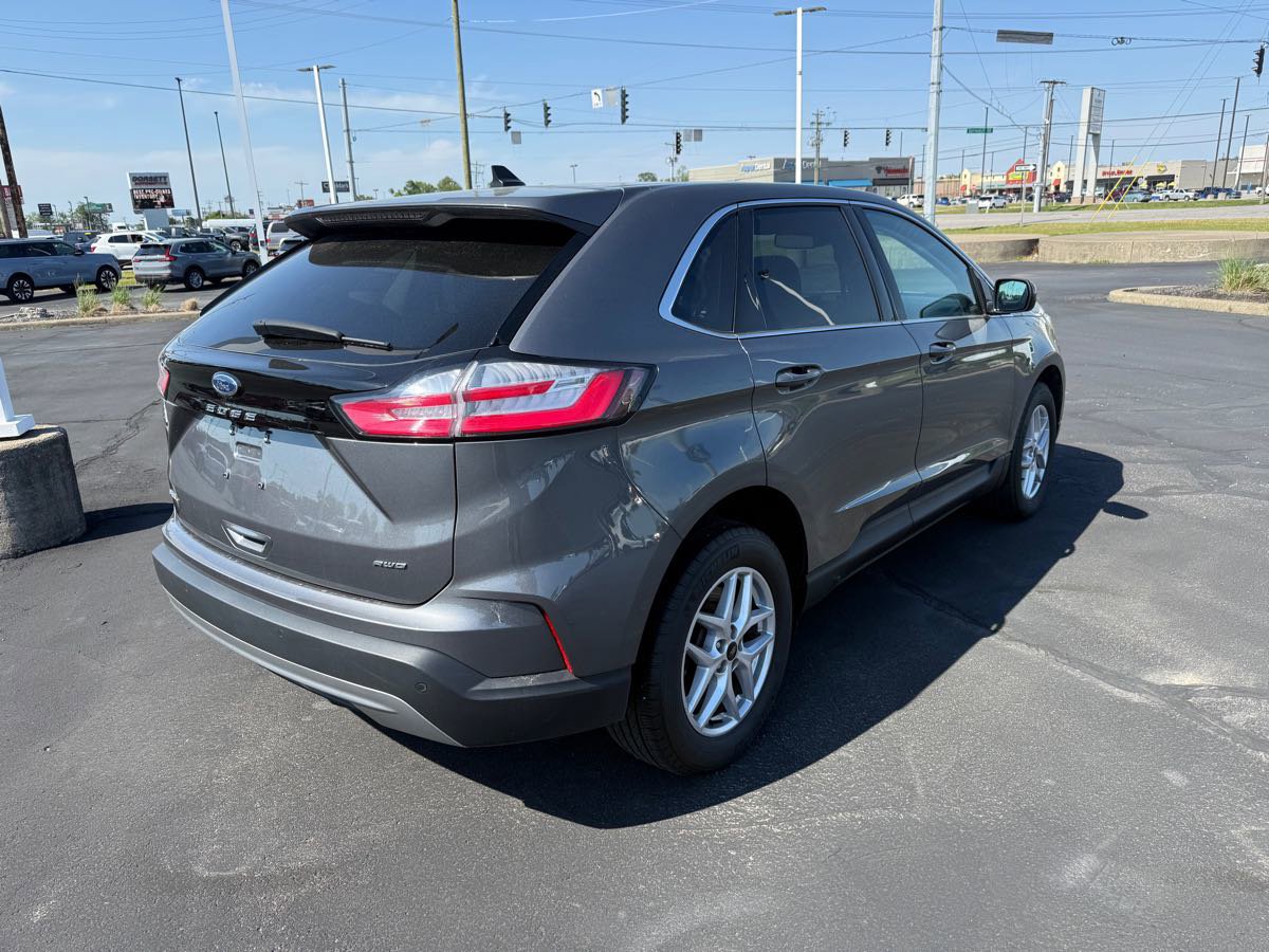 Used 2024 Ford Edge SEL w/ Convenience Package AWD/4WD image 6