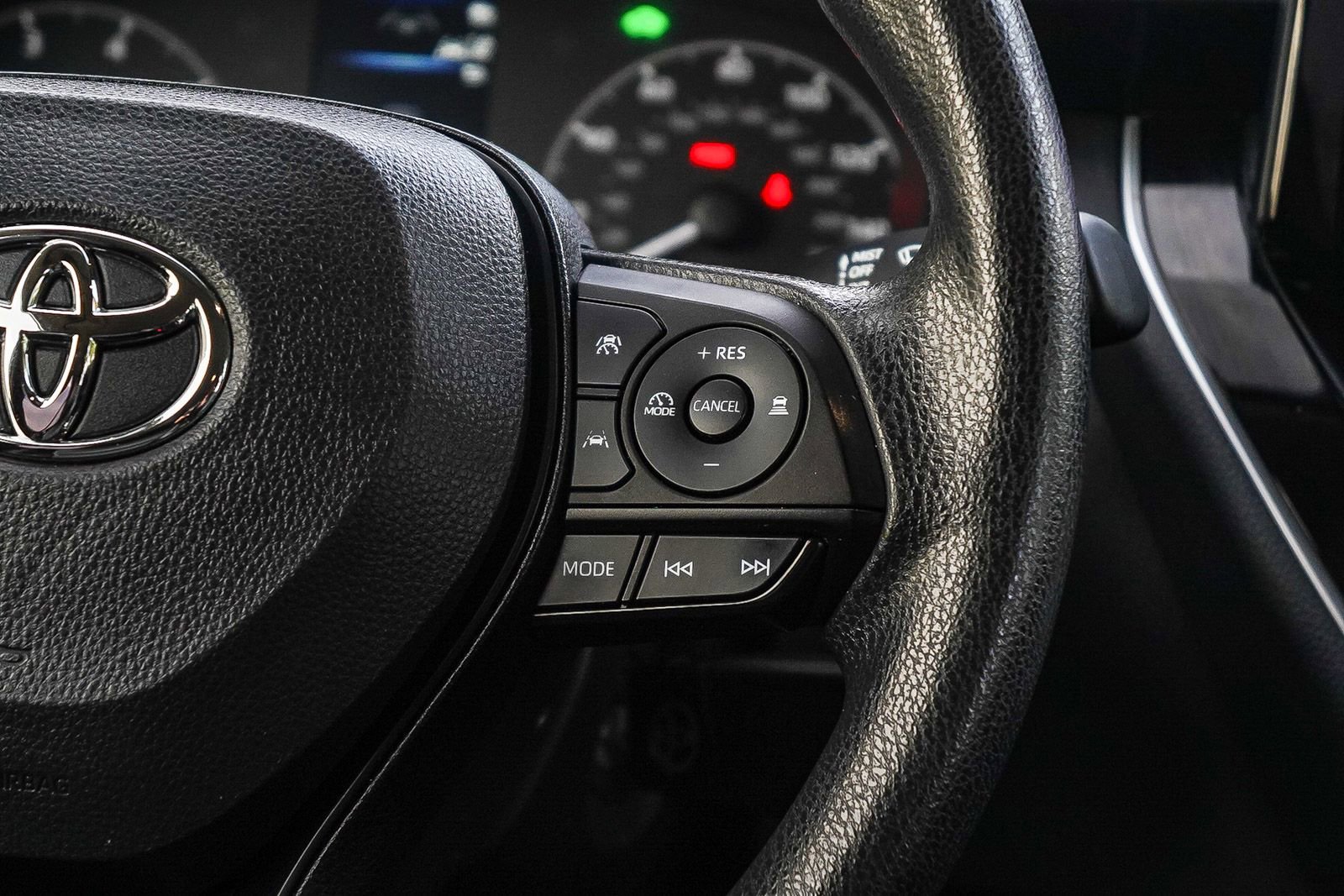 Certified 2023 Toyota Corolla LE image 21