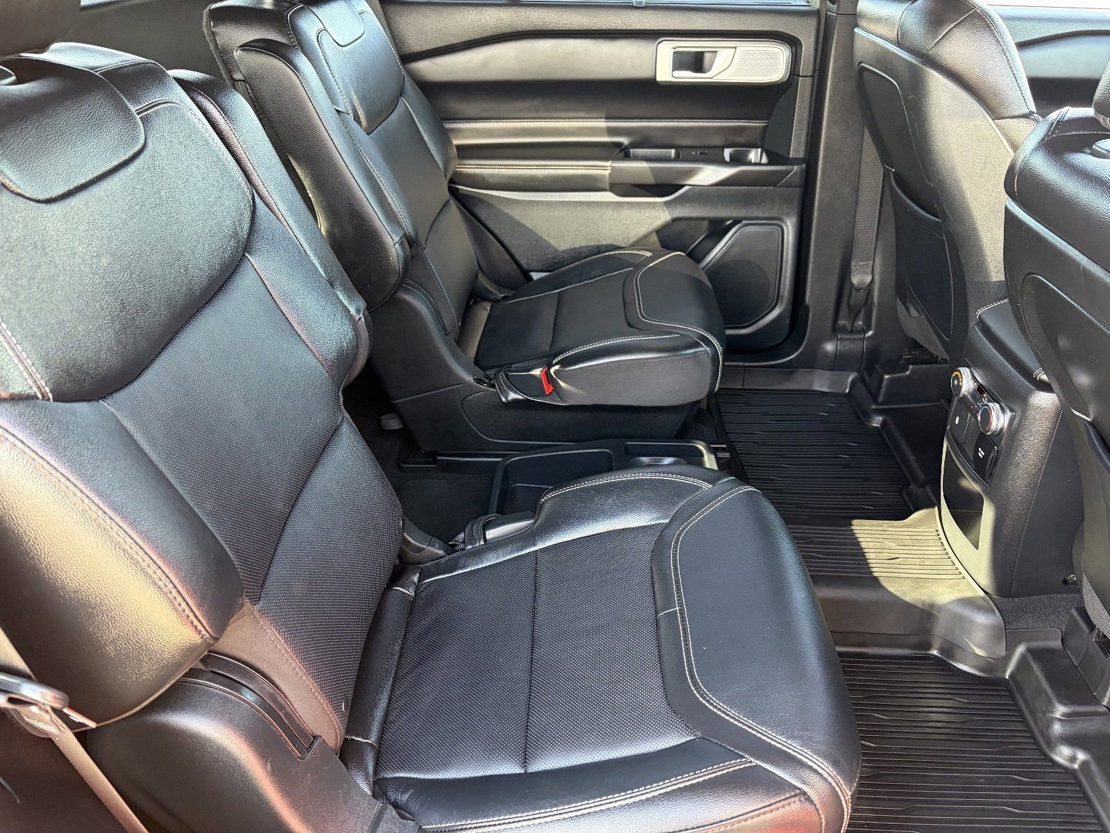 Used 2020 Ford Explorer ST w/ ST Street Pack image 13