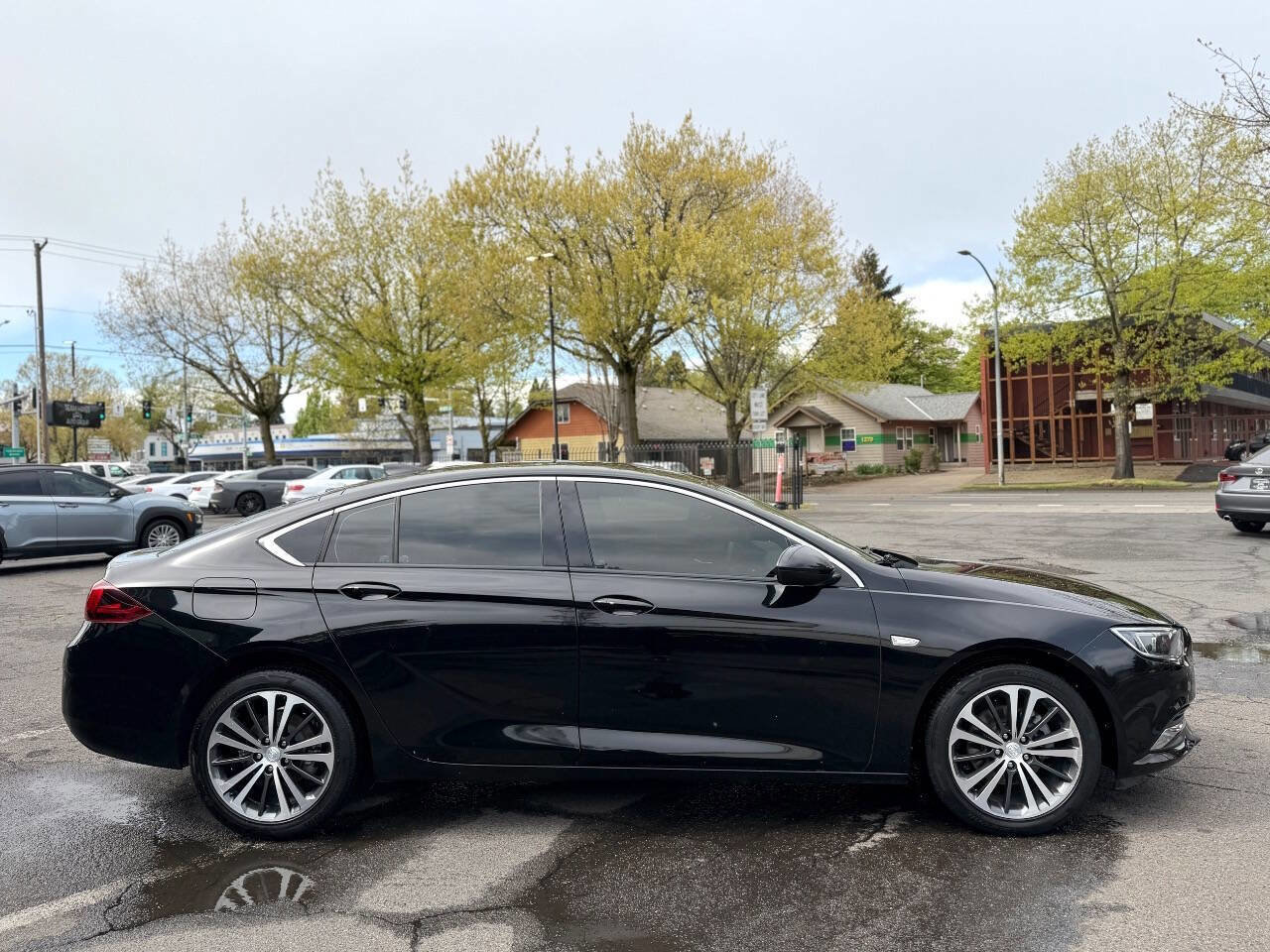Used 2019 Buick Regal Preferred FWD image 5