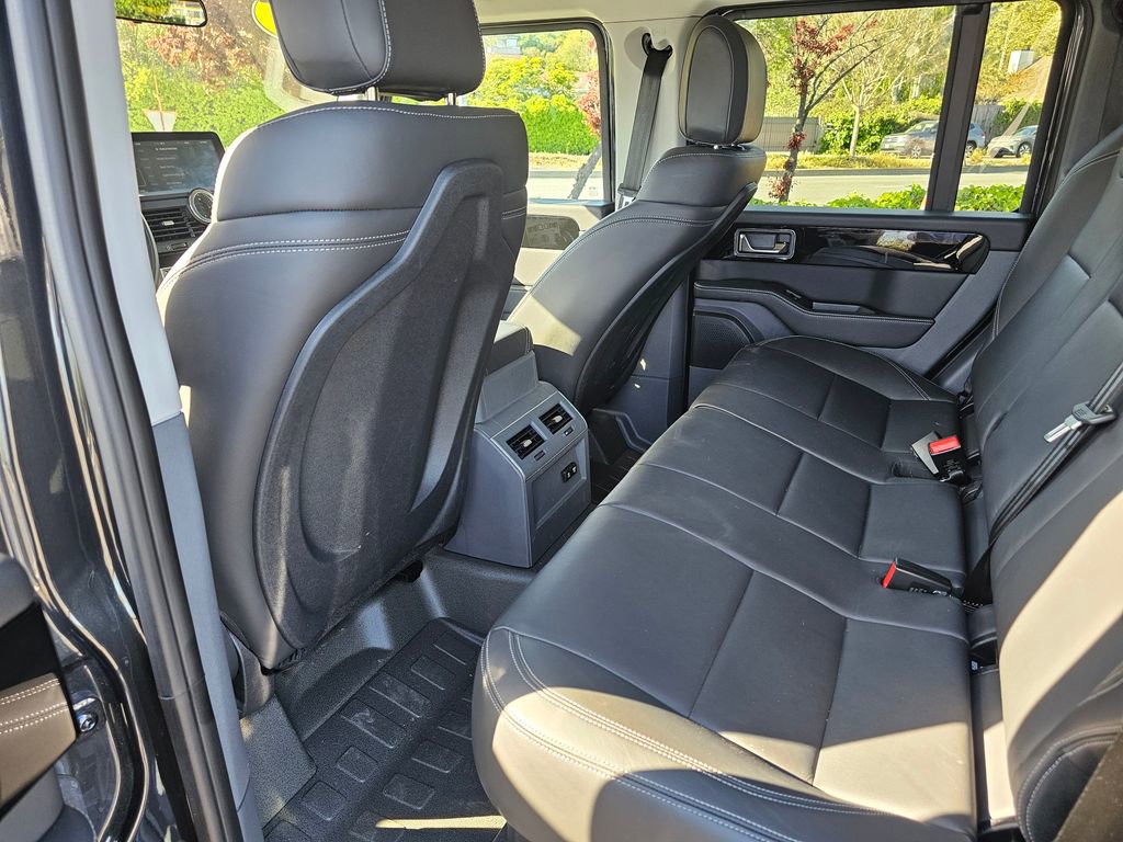 Used 2024 INEOS Grenadier image 5