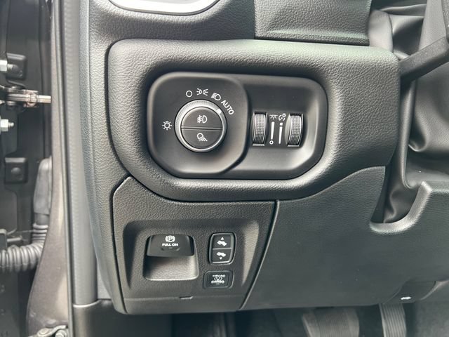 New 2026 RAM 1500 Big Horn AWD/4WD image 12