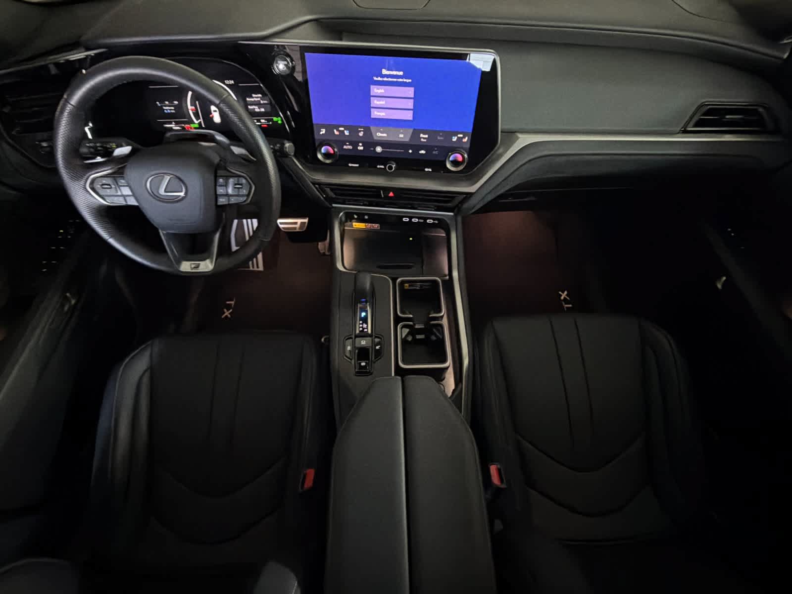 Used 2025 Lexus TX 500h AWD w/ Technology Package image 3