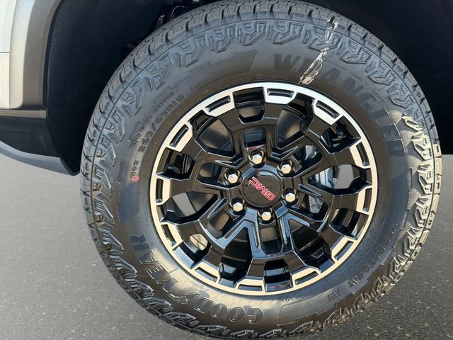 New 2026 GMC Canyon AT4 w/ Technology Plus Package image 10