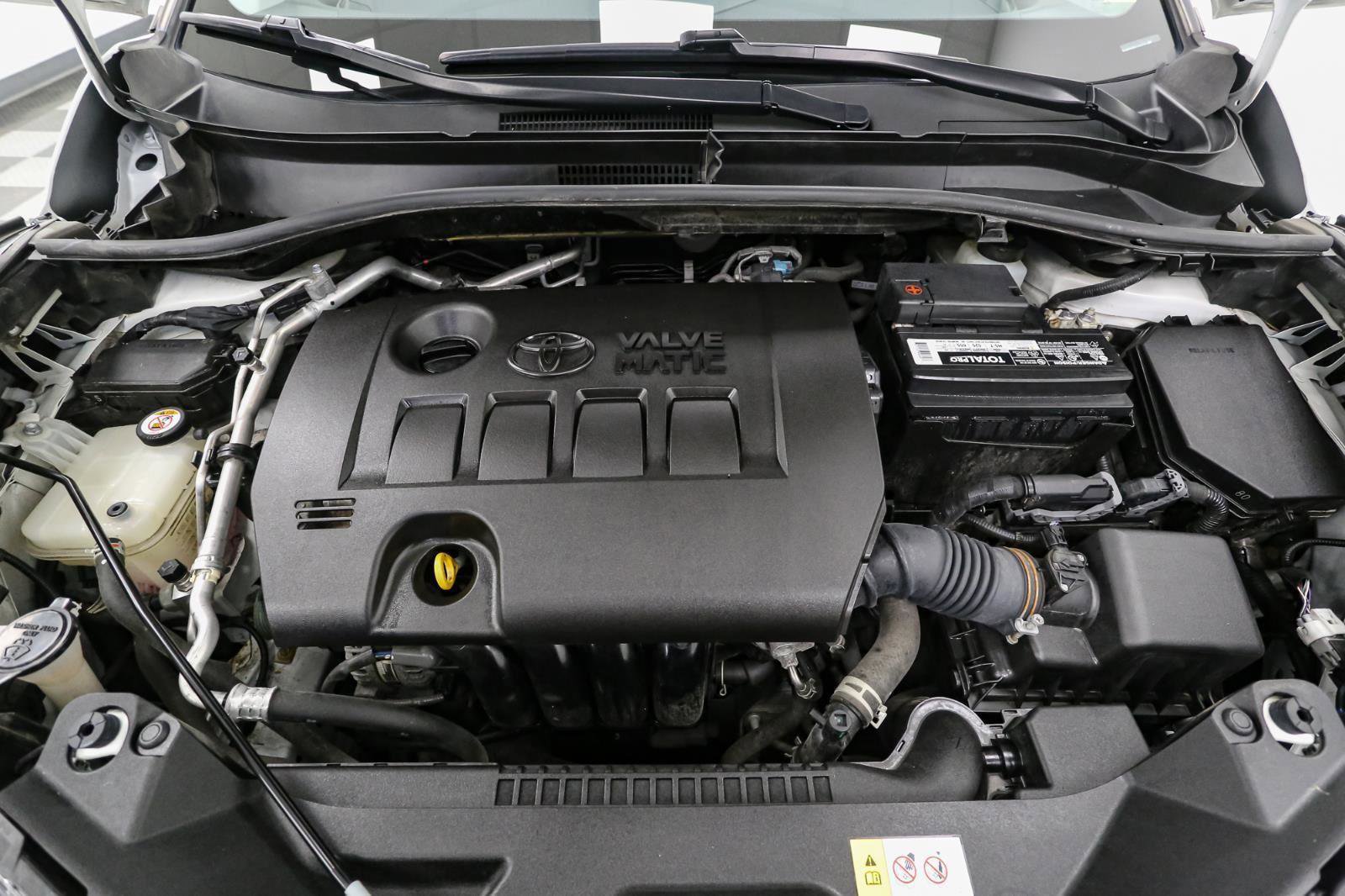 Used 2021 Toyota C-HR LE image 13