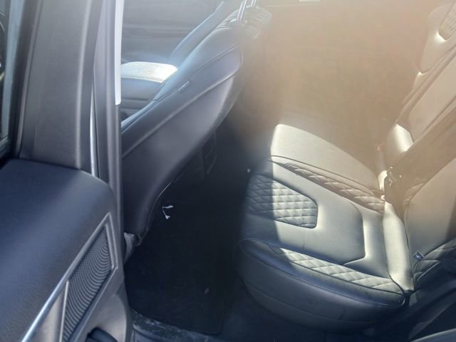 Used 2024 Ford Edge Titanium image 37