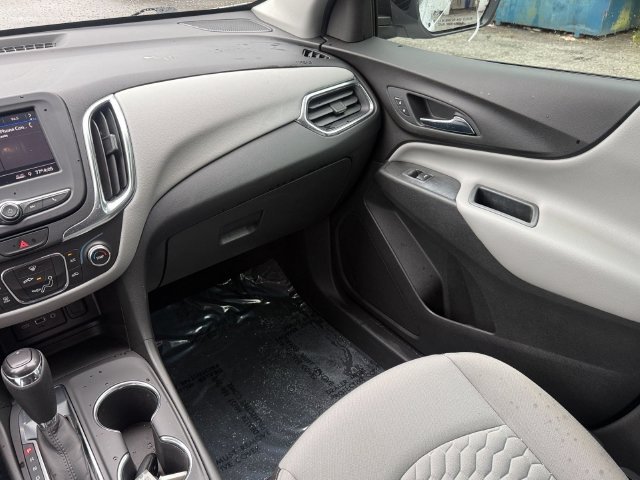 Used 2021 Chevrolet Equinox LS FWD image 16