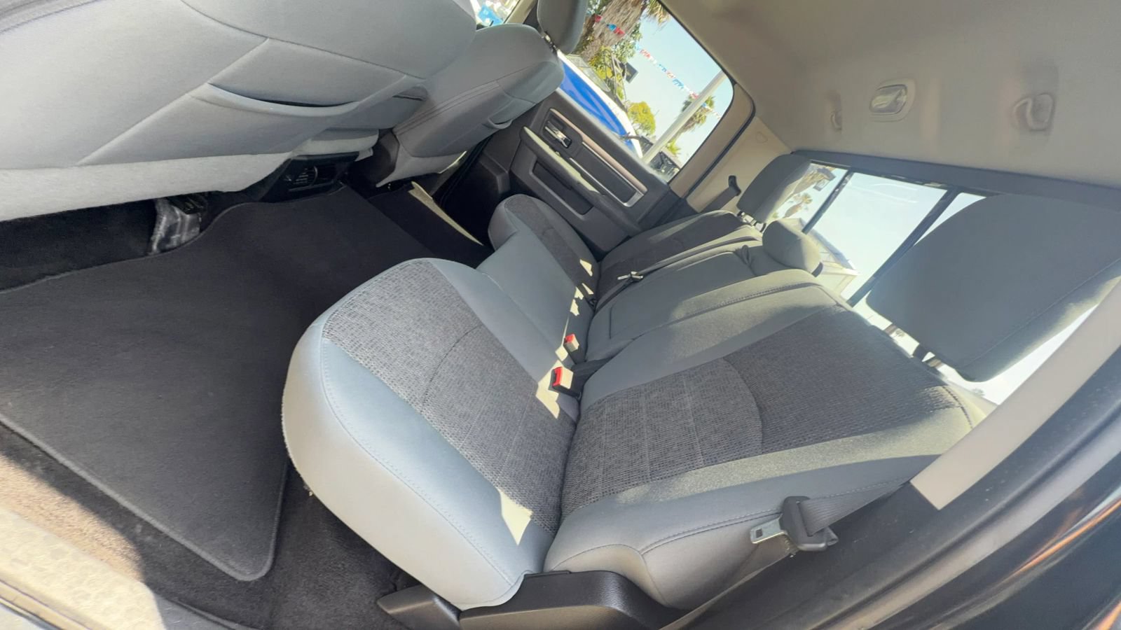 Used 2016 RAM 1500 Big Horn RWD image 32