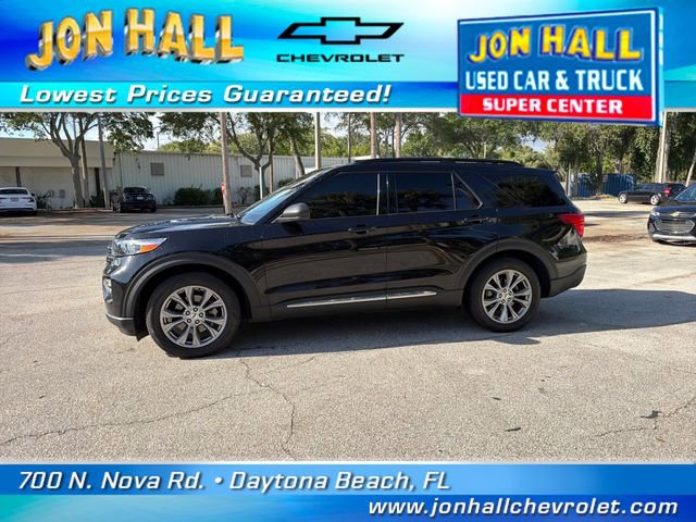 Used 2023 Ford Explorer XLT w/ Equipment Group 202A RWD image 4