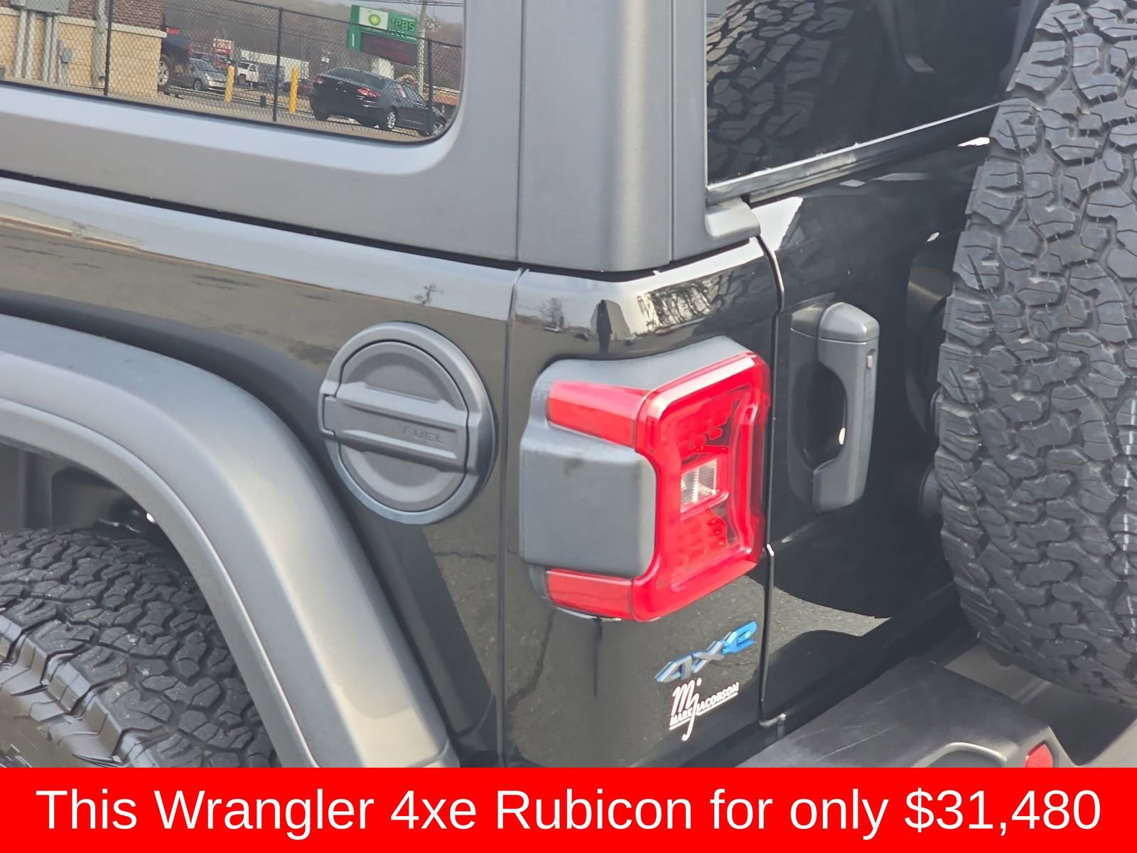 Used 2024 Jeep Wrangler Unlimited Rubicon 4xe image 41