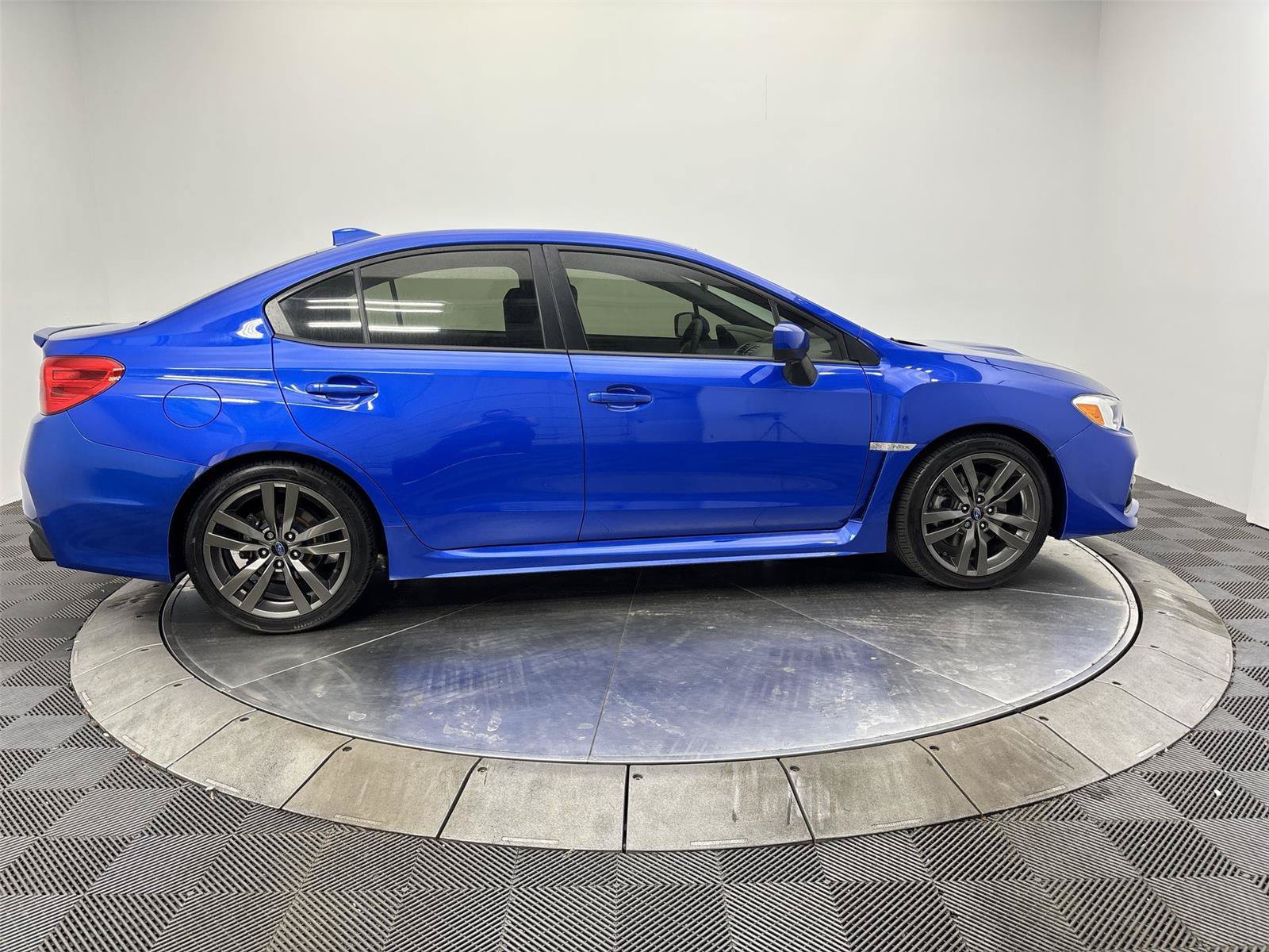 Used 2016 Subaru WRX Premium AWD/4WD image 17