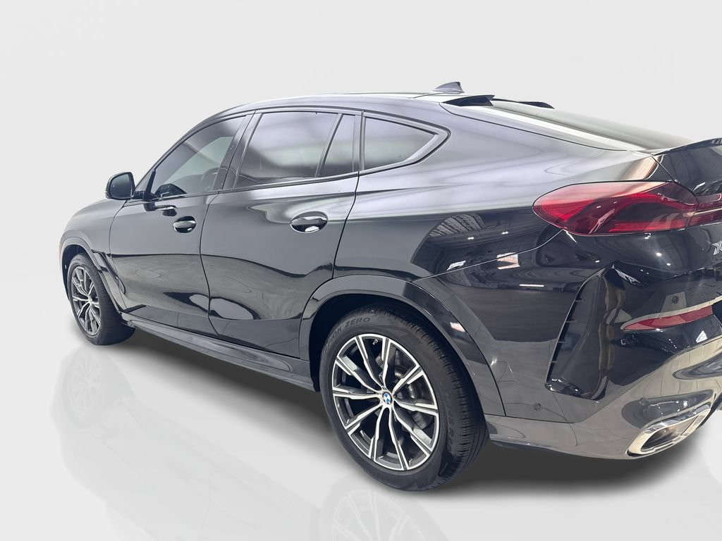 Used 2023 BMW X6 xDrive40i w/ M Sport Package AWD/4WD image 14