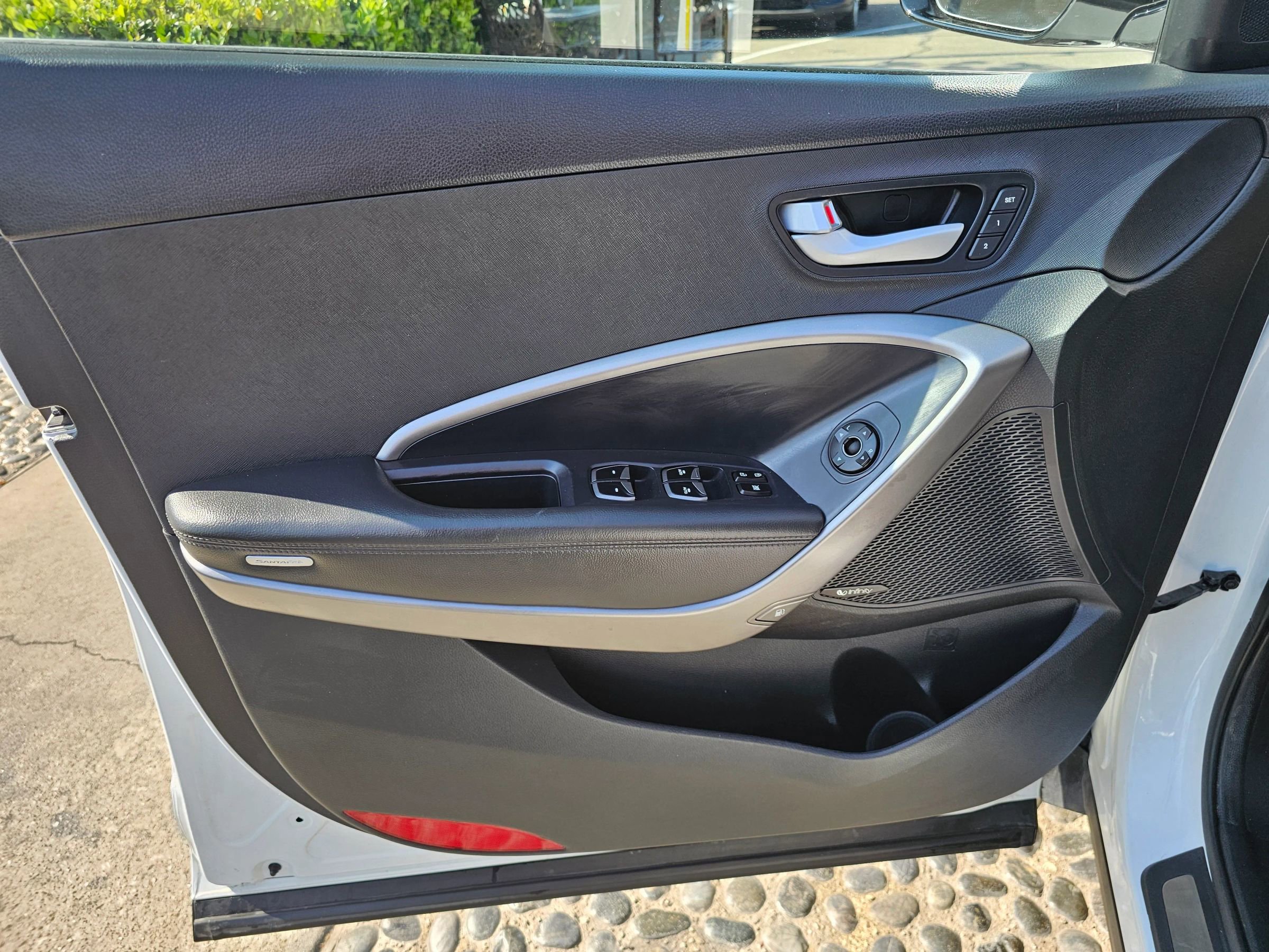 Used 2015 Hyundai Santa Fe Sport 2.0T w/ Option Group 05 FWD image 11