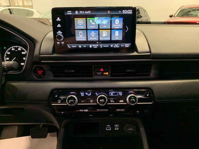Used 2025 Honda Pilot EX-L image 14