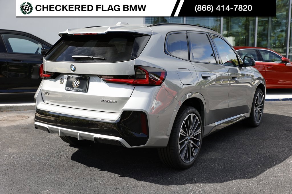 Used 2025 BMW X1 xDrive28i w/ Technology Package image 8