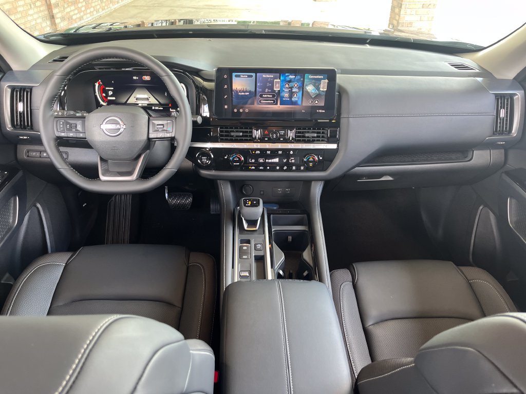 New 2026 Nissan Pathfinder SL FWD image 12