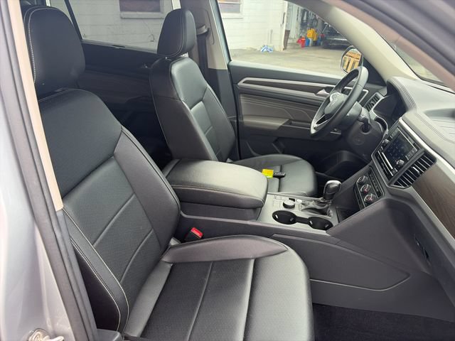 Used 2023 Volkswagen Atlas SE AWD/4WD image 30