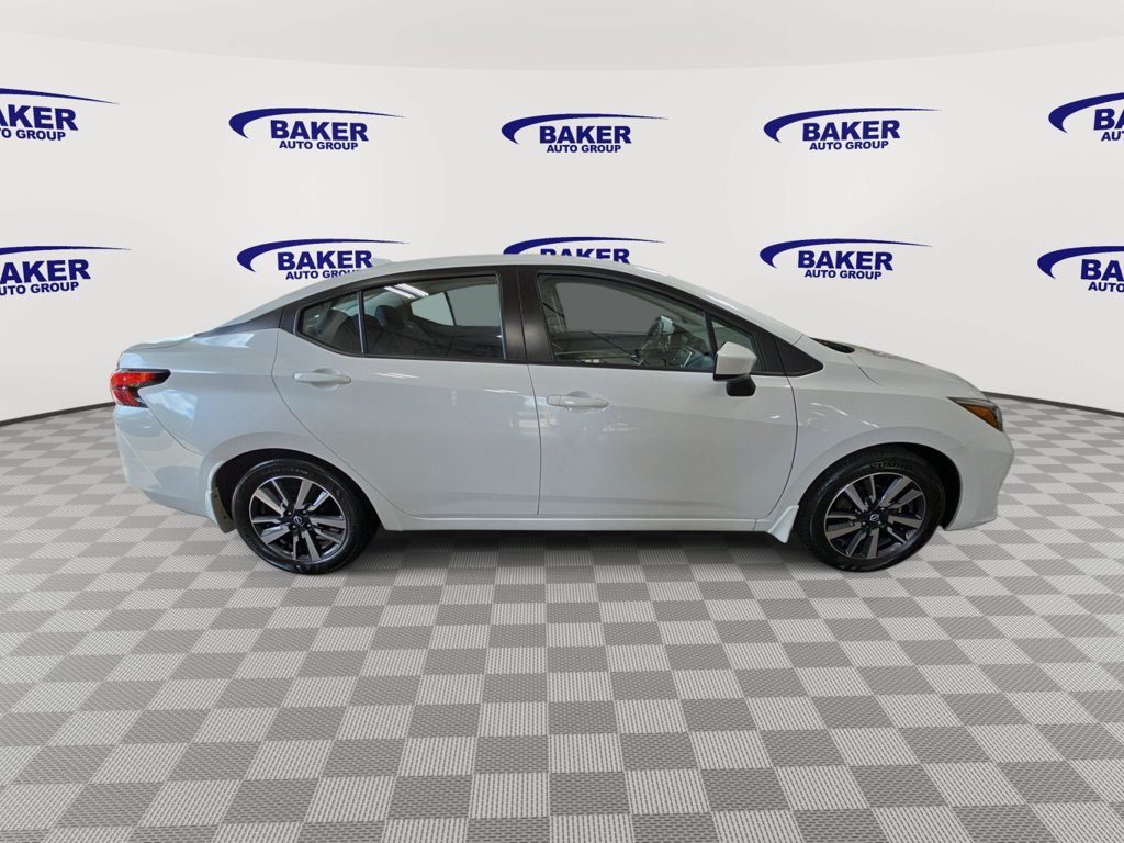Used 2025 Nissan Versa SV w/ Trunk Package FWD image 4