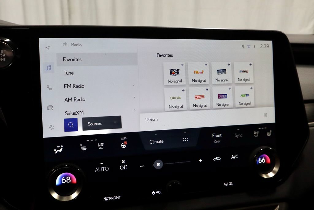 Used 2024 Lexus RX 350 AWD w/ Convenience Package image 4