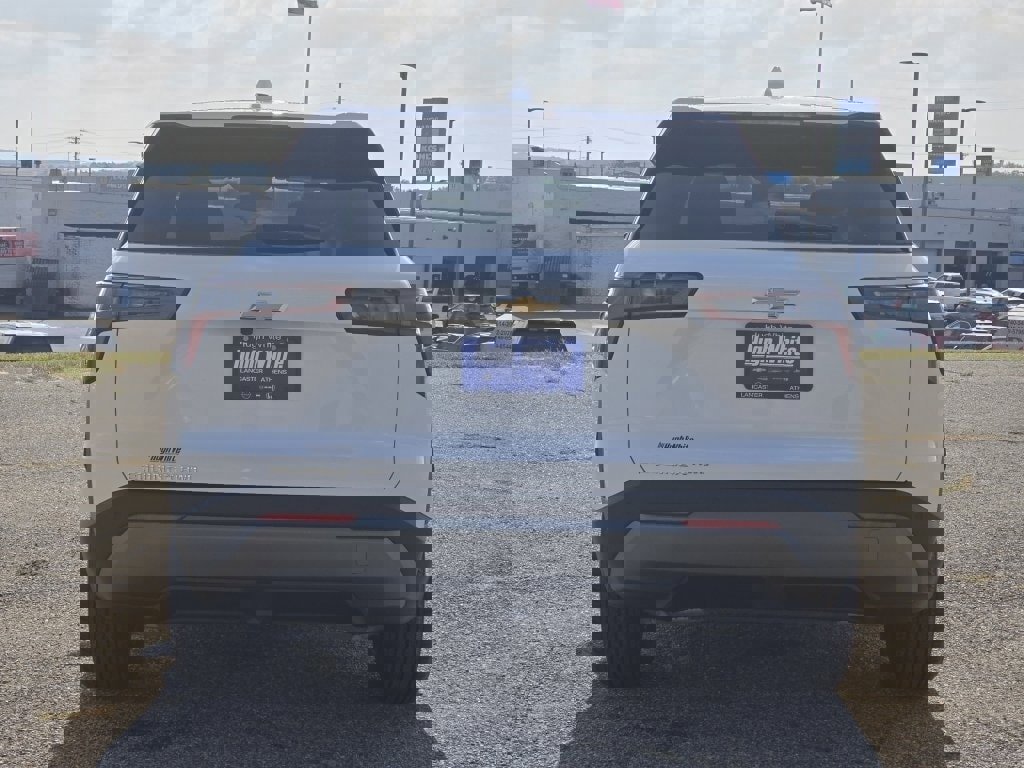 New 2026 Chevrolet Equinox LT image 11