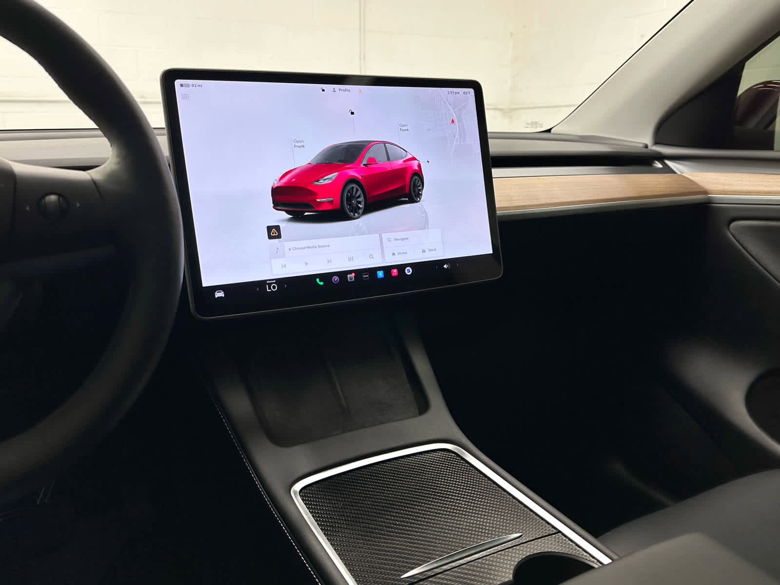 Used 2024 Tesla Model Y Long Range image 26