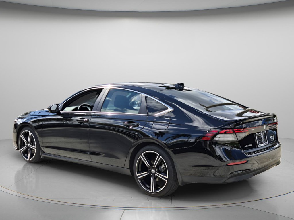 Certified 2025 Honda Accord Sport image 6