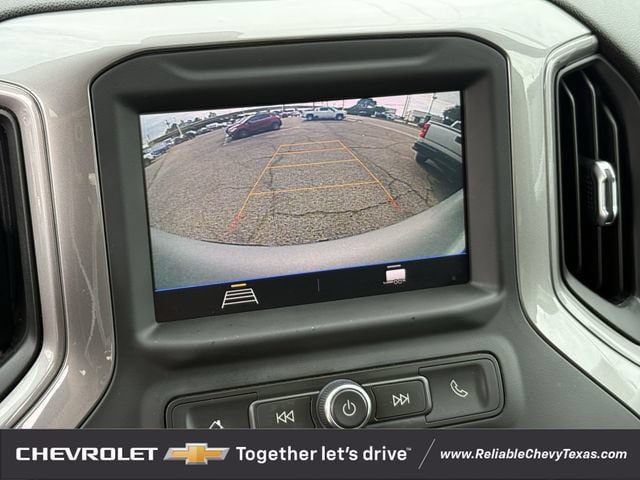 Used 2020 Chevrolet Silverado 1500 Custom w/ Custom Value Package AWD/4WD image 23