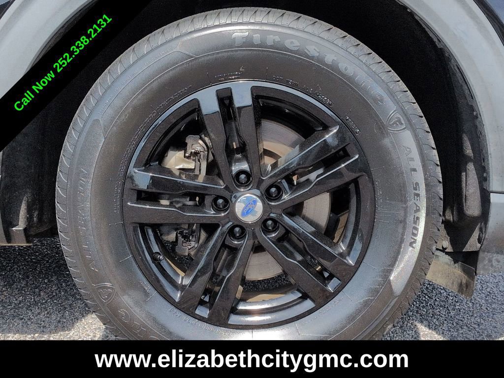 Used 2022 Ford Explorer XLT w/ Equipment Group 202A RWD image 12