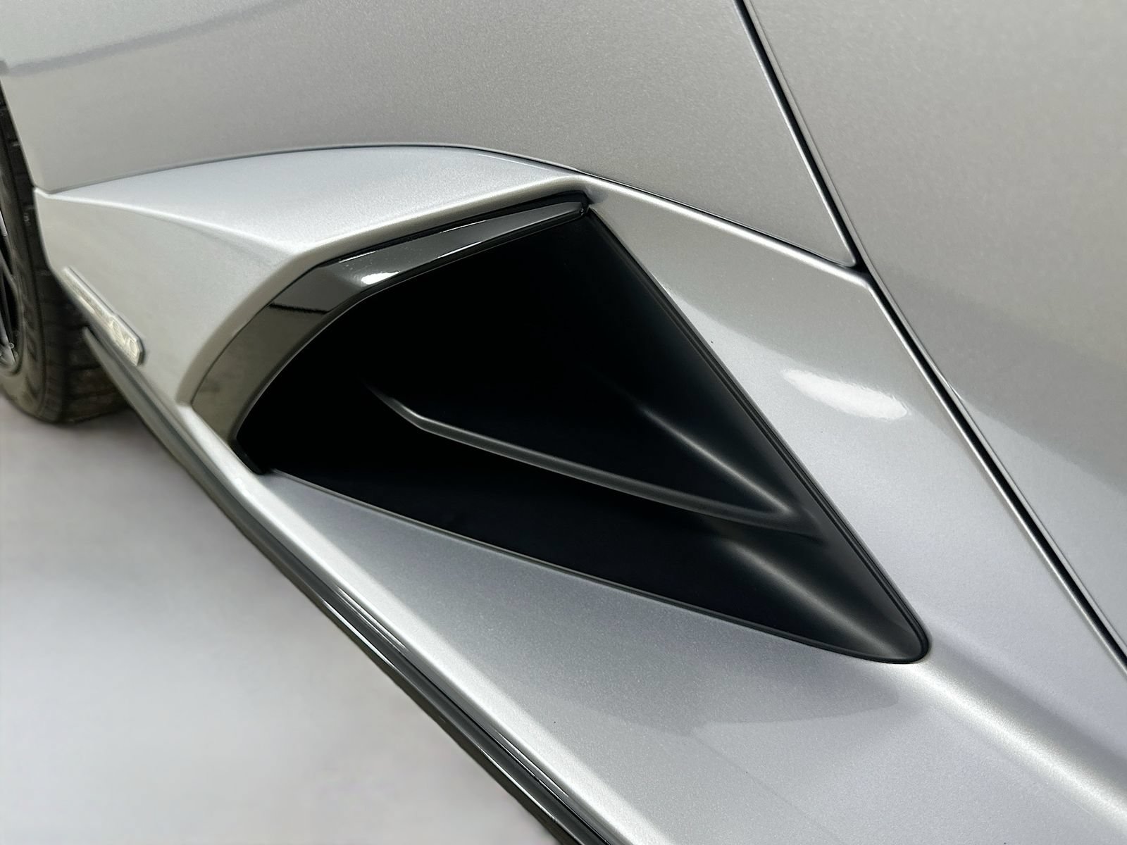 Used 2023 Lamborghini Huracan EVO RWD image 66