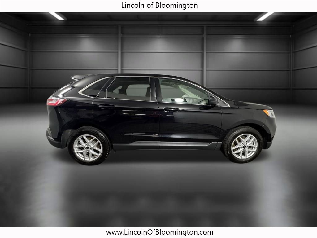Used 2024 Ford Edge SEL w/ Convenience Package AWD/4WD image 8